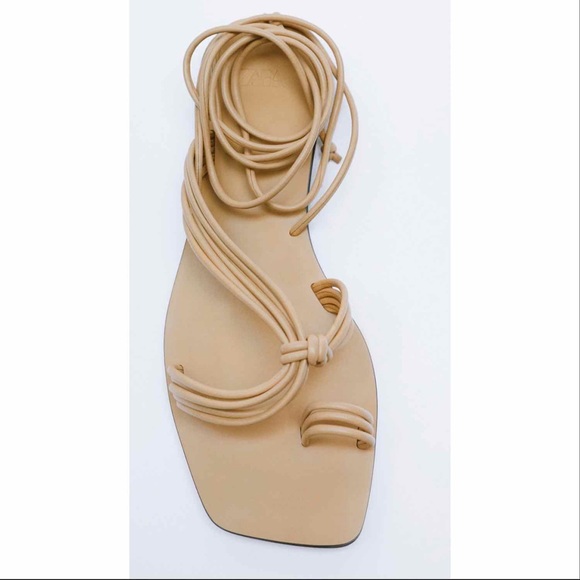 Brand NEW🚨ZARA Beige Tube Strap Low Heeled Sandals Size 11